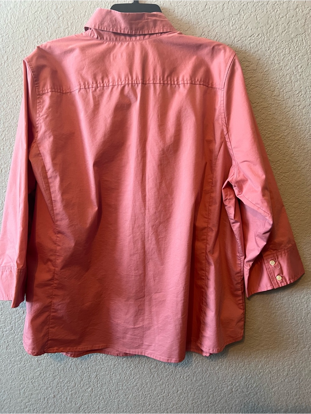 Merona Pink Button-Up Shirt 3/4 sleeve - Picture 3 of 9
